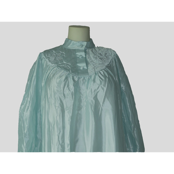 Vintage Satin Quilted Nightgown SMALL Modest Hight Neck Button Grannycore READ - Picture 2 of 11